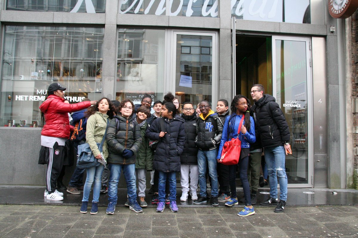 KSD2016-Rembrandthuis met Meester Kevin en zijn groep 8