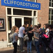 KSD2017-Cliffordstudio buiten wachten 4