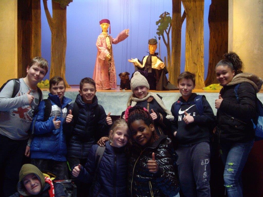 KSD2018-Amsterdamse Marionetten Theater met 8e groepers