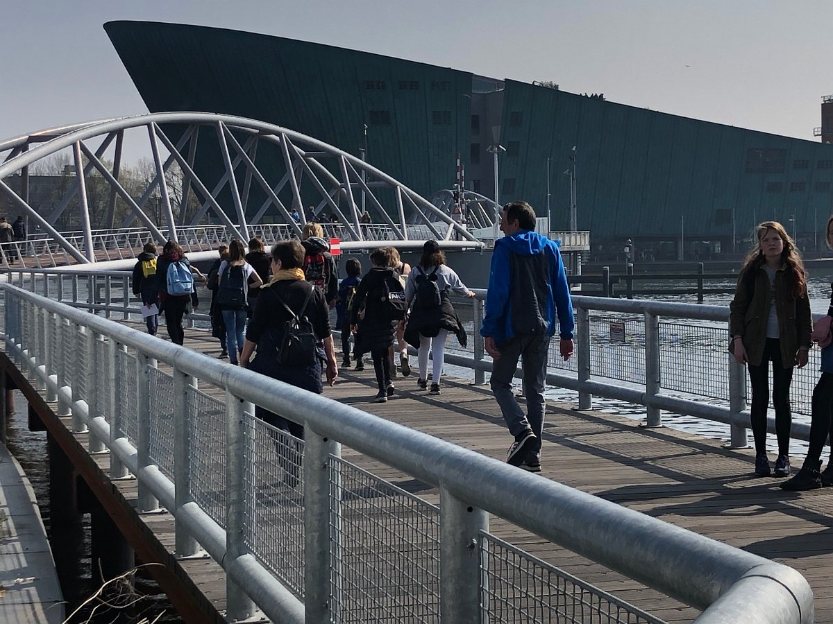 KSD2019-8e groepers op weg naar Scheepvaartmuseum