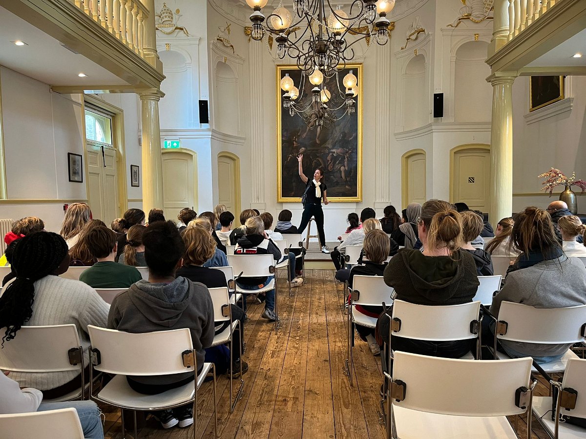 KSD2024-Janna de Lathouwer vertelt in Schuilkerk De Hoop