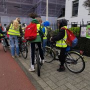 KSD2024-8e-groepers fietsend naar de volgende locatie