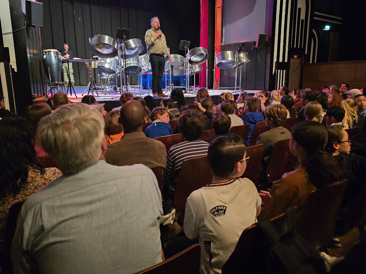 KSD2025-t Zonnehuis vrijwilliger Evert de Vries presenteert