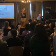 KSD2025-Machteld zingt Shaffy in Ramses Shaffy huis